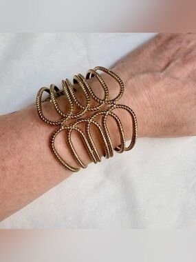 Vintage-Inspired Gold-Tone Hinged Cuff Bracelet